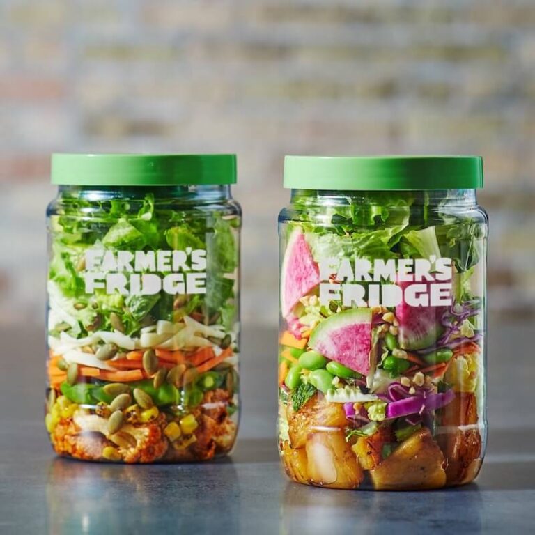 【創業】如果健康食品更方便,你會想吃嗎?這位創業家每天站崗四小時,收集顧客意見改善產品,讓你投幣就吃得到新鮮食物!
