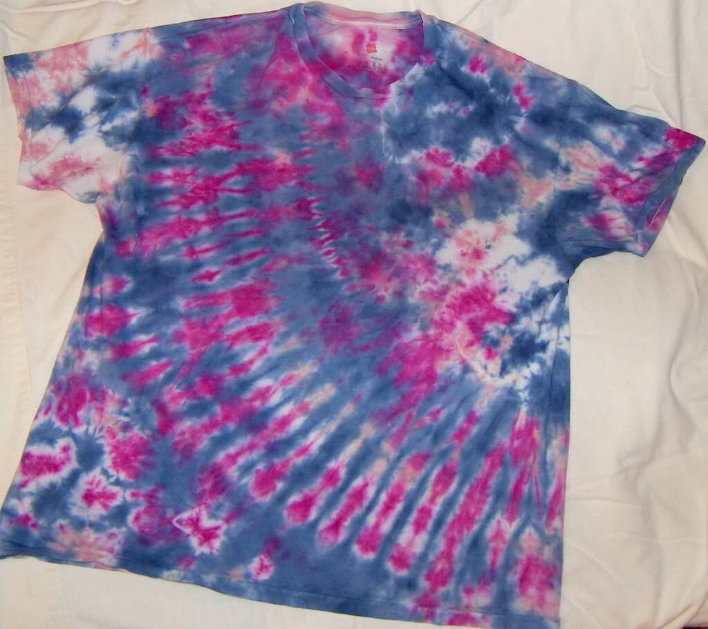 tie-dye-tshirt